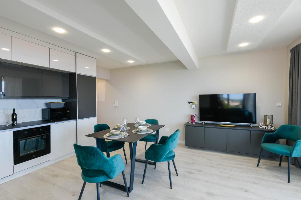 אורביץ Sunny Day Luxury Holiday Apartments מראה חיצוני תמונה