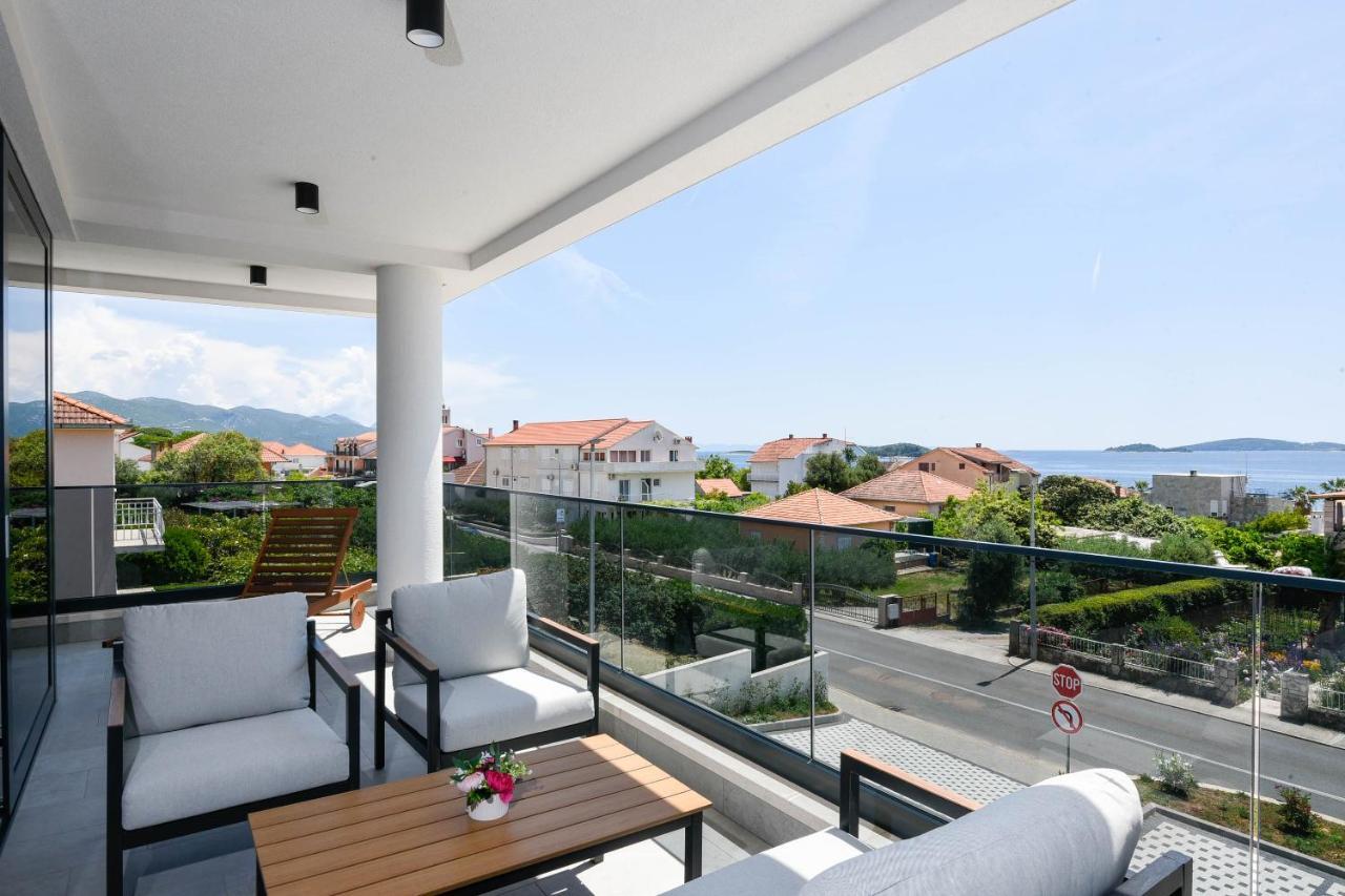 אורביץ Sunny Day Luxury Holiday Apartments מראה חיצוני תמונה