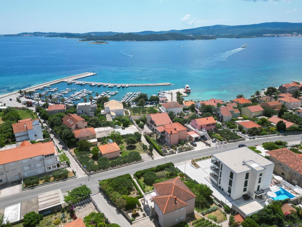 אורביץ Sunny Day Luxury Holiday Apartments מראה חיצוני תמונה