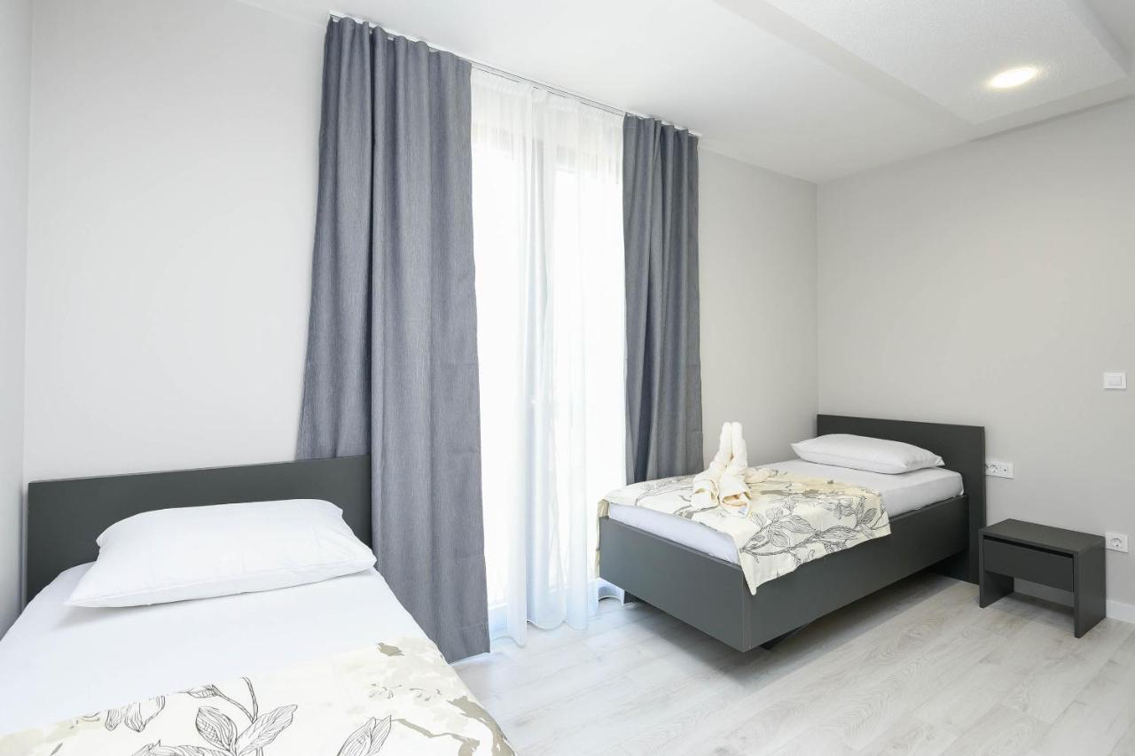 אורביץ Sunny Day Luxury Holiday Apartments מראה חיצוני תמונה