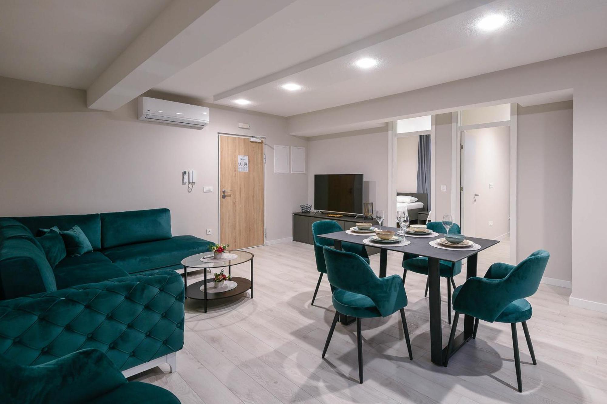 אורביץ Sunny Day Luxury Holiday Apartments מראה חיצוני תמונה